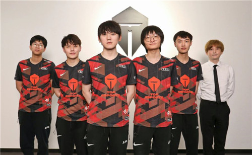 后防线上的 后防线上的