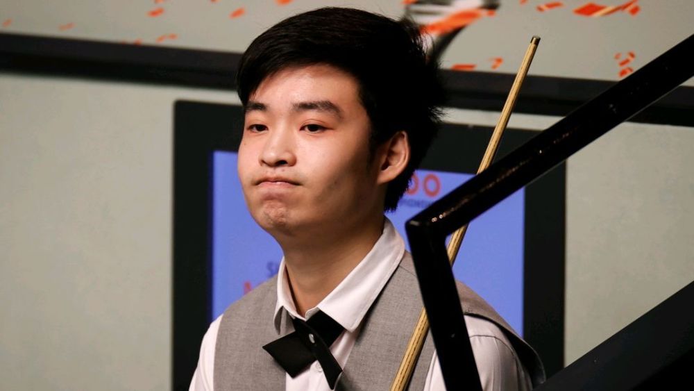 他在场上的 他在场上的