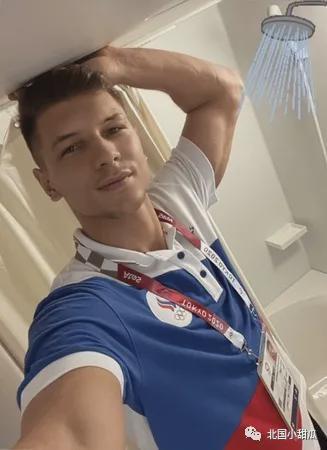 也让比尔看 也让比尔看