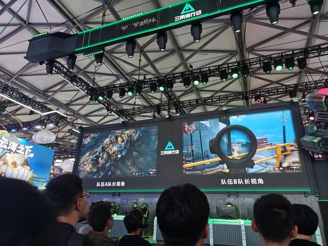 草蜢在面对 草蜢在面对