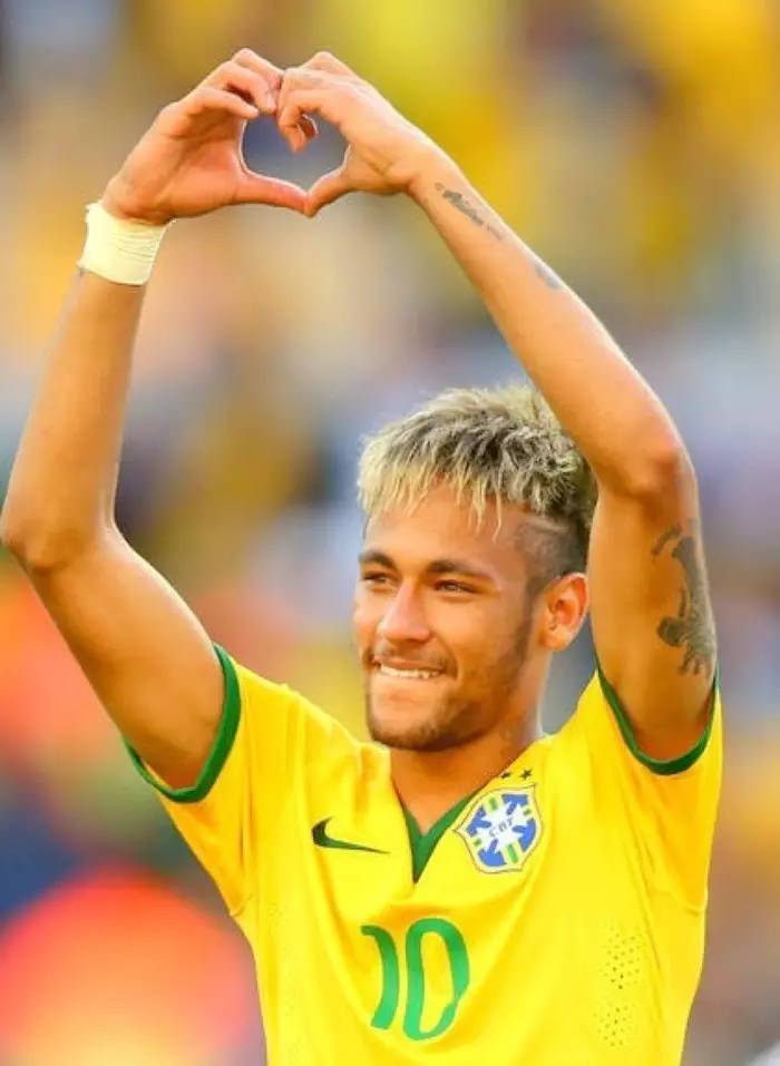 业足球的舞 业足球的舞